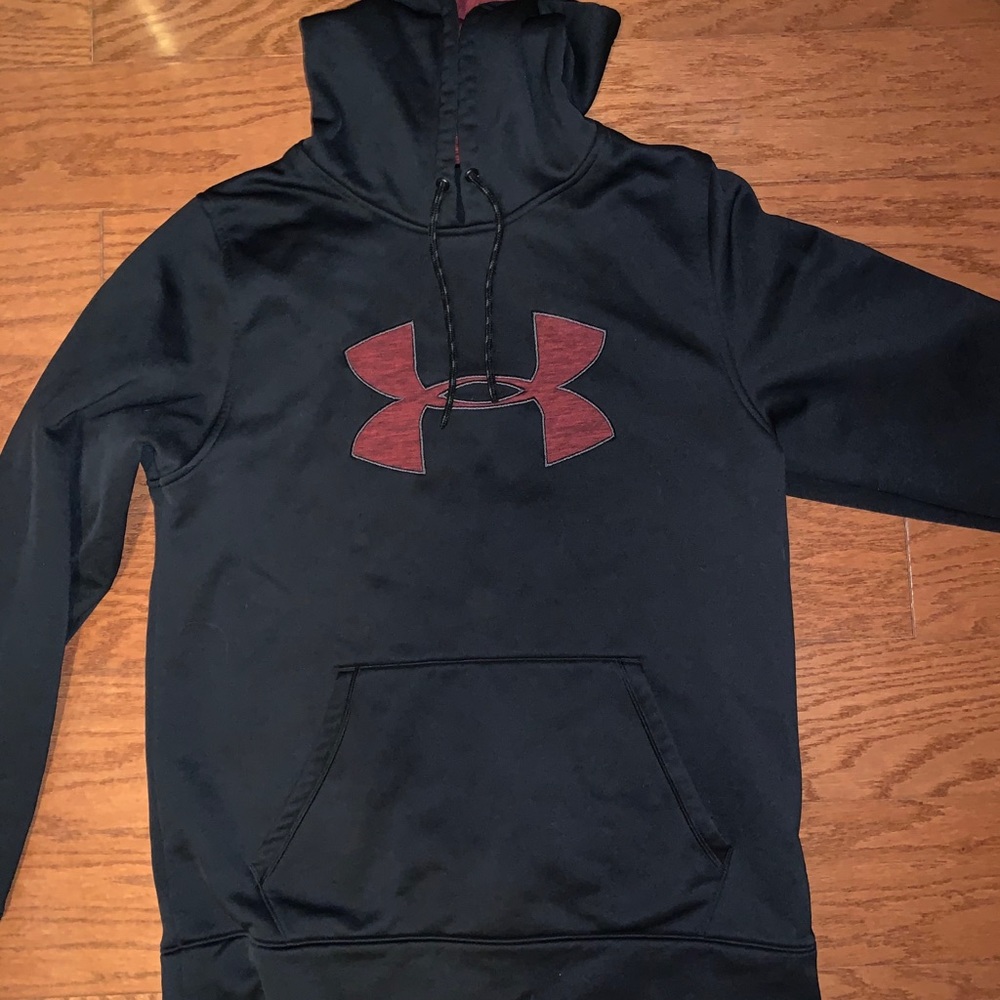 Men’s under armor sweatshirt